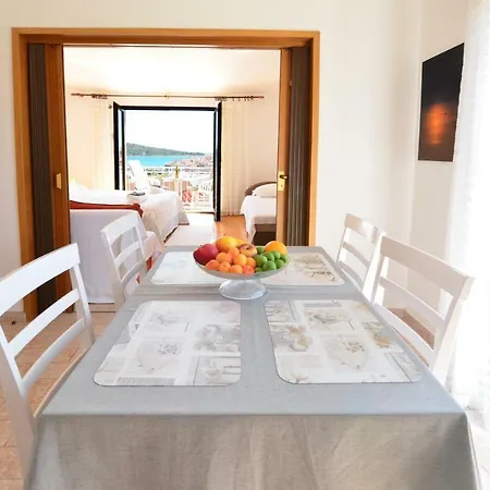 Apartament Piculo